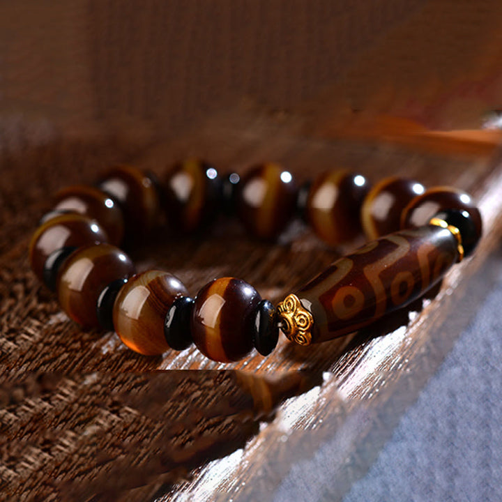 Nine-Eye Dzi bead and agate bracelet — view 6