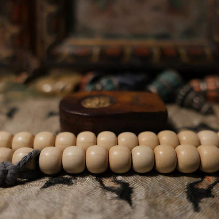 Abelia Biflora Wood Off Wrist 108-Bead Mala — product view 3