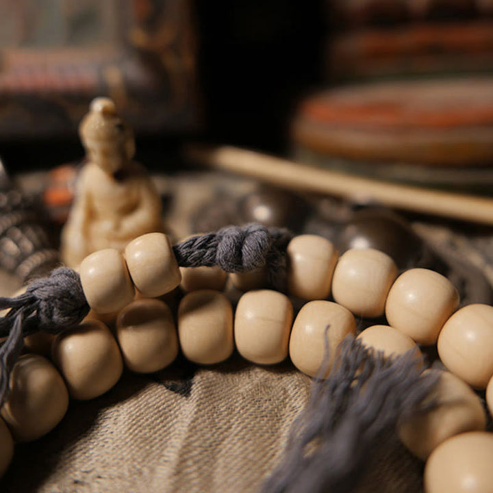 Abelia Biflora Wood Off Wrist 108-Bead Mala — product view 5