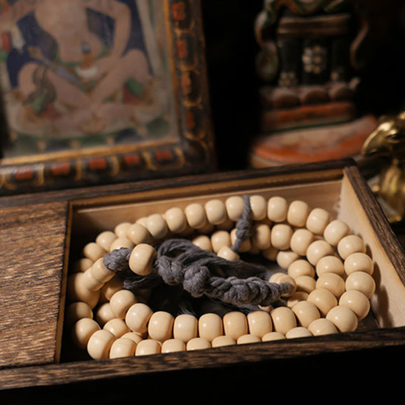 Abelia Biflora Wood Off Wrist 108-Bead Mala — product view 9