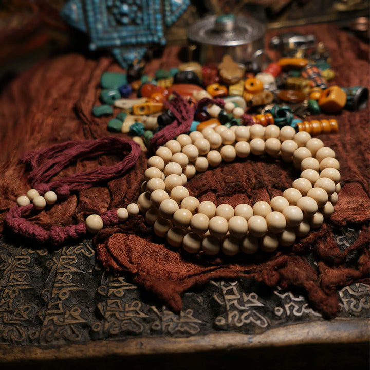 Abelia Biflora Wood Off Wrist 108-Bead Mala — product view 14