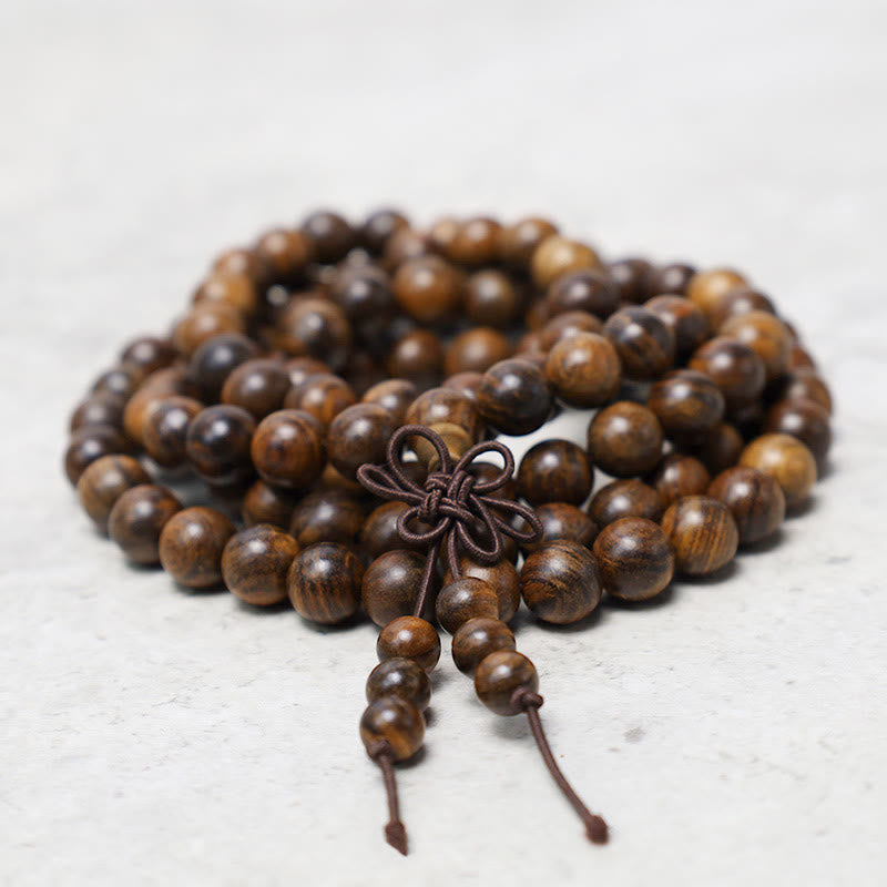 Sandalwood Elastic 108-Bead Mala Bracelet — product view 2
