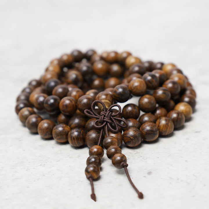 Sandalwood Elastic 108-Bead Mala Bracelet — product view 2