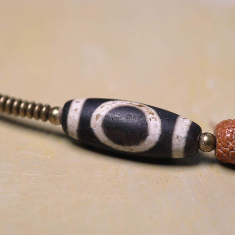 Rudraksha Beads Bodhi Seed Dzi Bead 108-Bead Mala Bracelet — product view 7