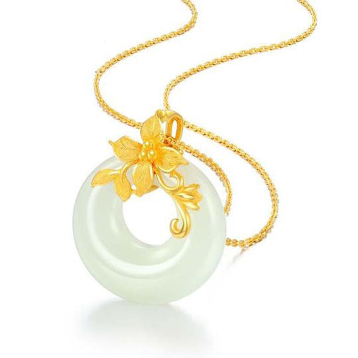 Tibetan white jade necklace — view 1