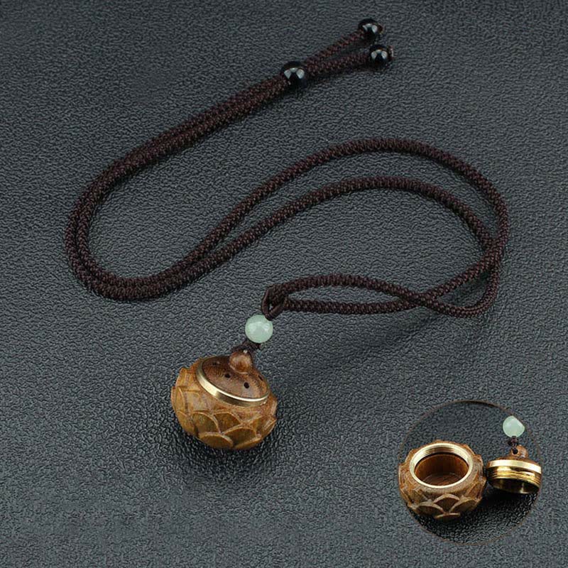 Green sandalwood and rosewood lotus pendant — view 12