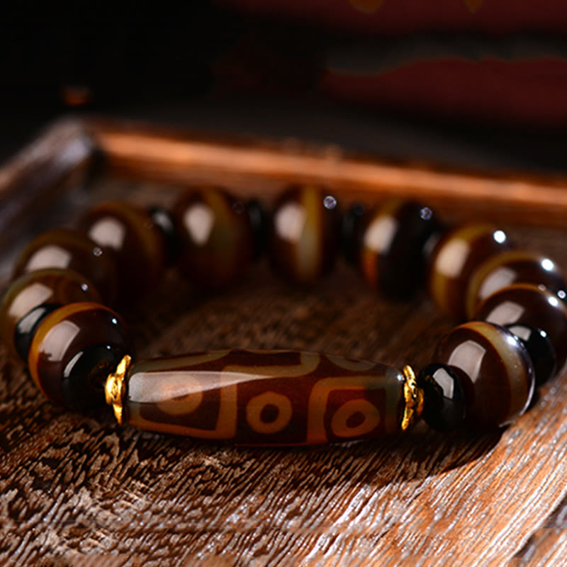 Nine-Eye Dzi bead and agate bracelet — view 7