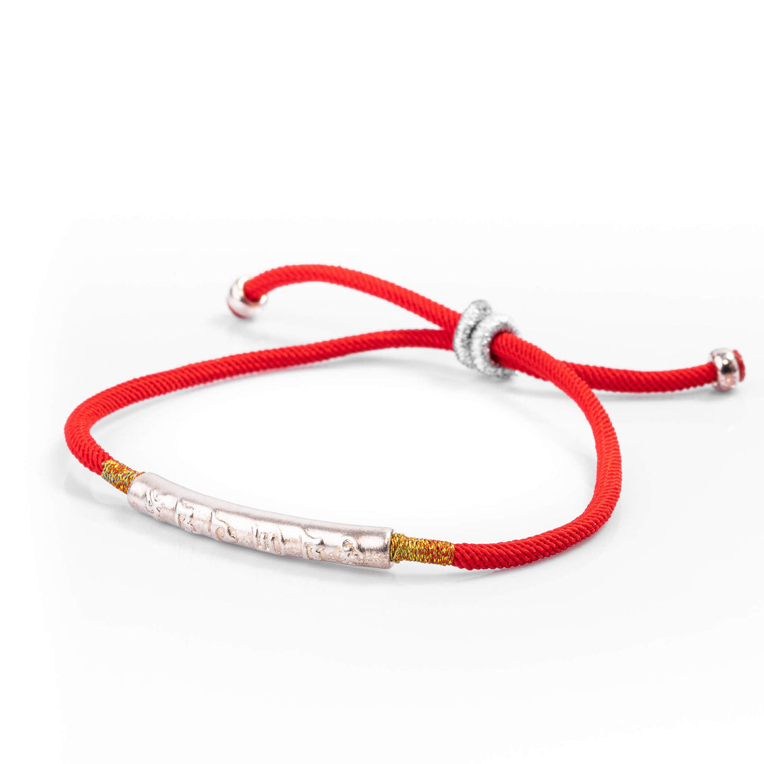 Tibetisches Rotarmband – Buddhistischer Glücksbringer