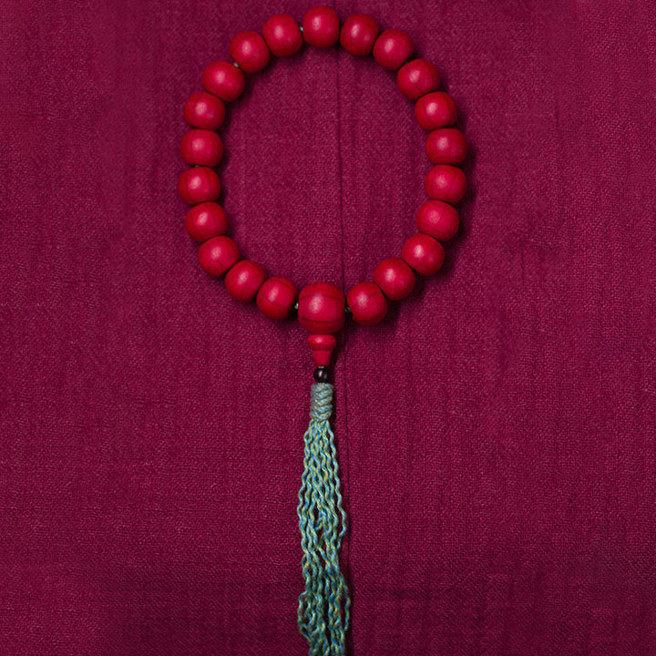 Abelia Biflora Wood Off Wrist Mala — product view 2