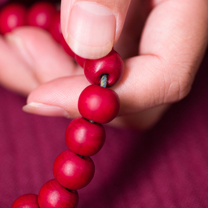 Abelia Biflora Wood Off Wrist Mala — product view 3