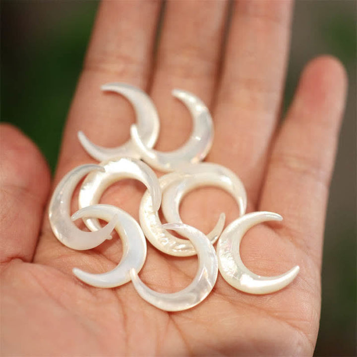 Buddha Stones Natural Tridacna Stone Crescent Moon Blessing Necklace Pendant Necklaces & Pendants BS 7