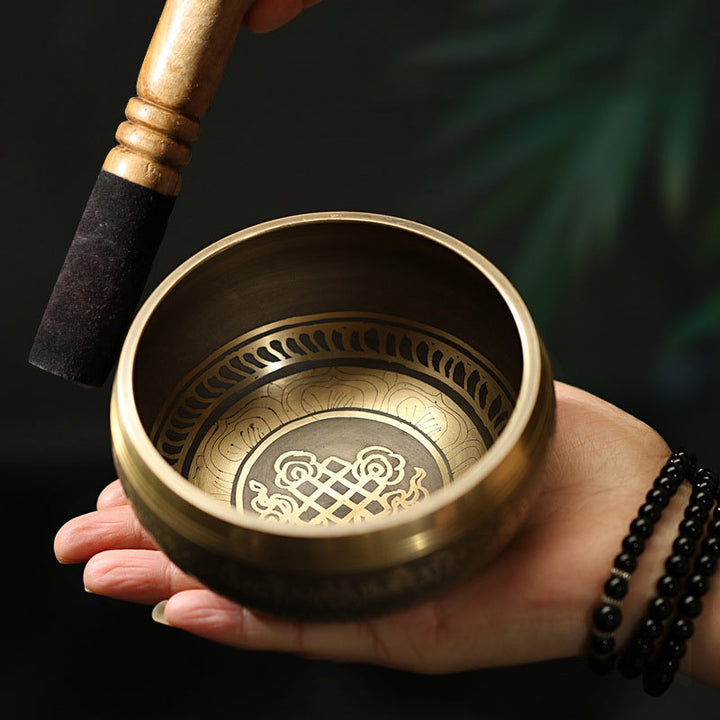 Tibetan meditation singing bowl set — view 3