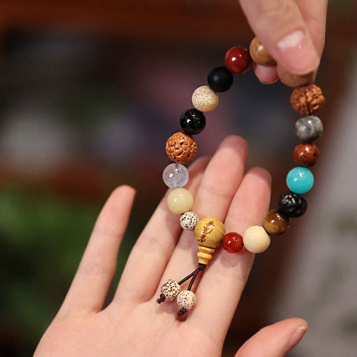 Bodhi Seed Agate Wrist Mala — product view 4