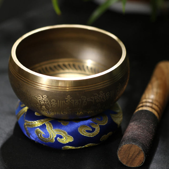 Tibetan meditation singing bowl set — view 1