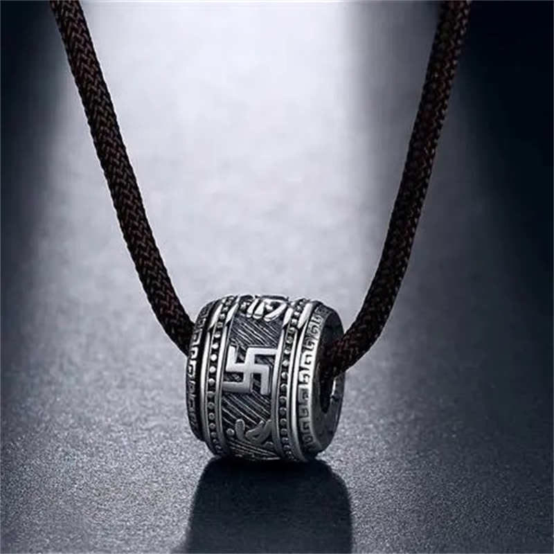 Tibetan mantra pendant — view 5