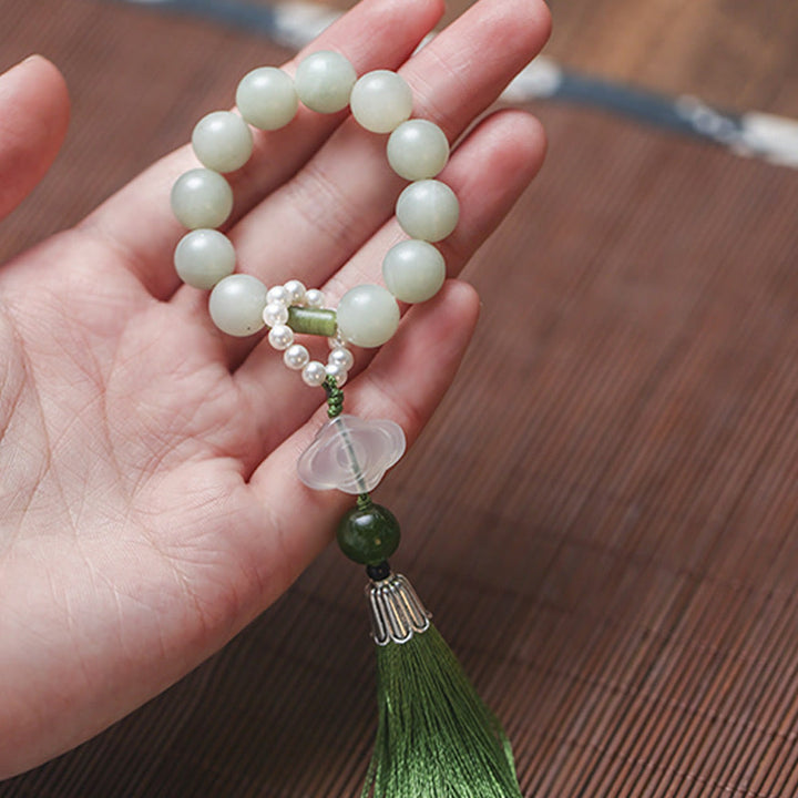 Green Jade Beads Pearl Wrist Mala — product view 3