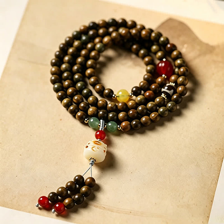 Green Sandalwood Hand-Woven Cat Retro Ethnic Wrist Mala — product view 2
