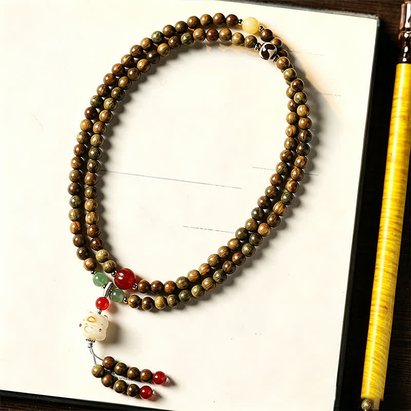 Green Sandalwood Hand-Woven Cat Retro Ethnic Wrist Mala — product view 4