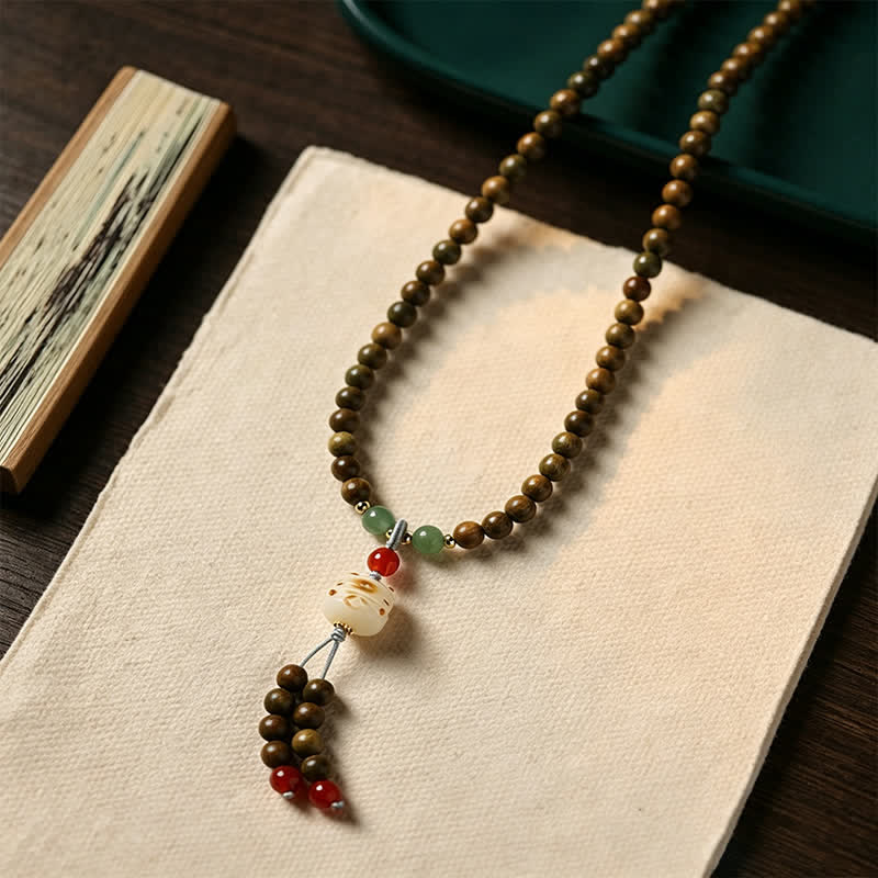 Green Sandalwood Hand-Woven Cat Retro Ethnic Wrist Mala — product view 5