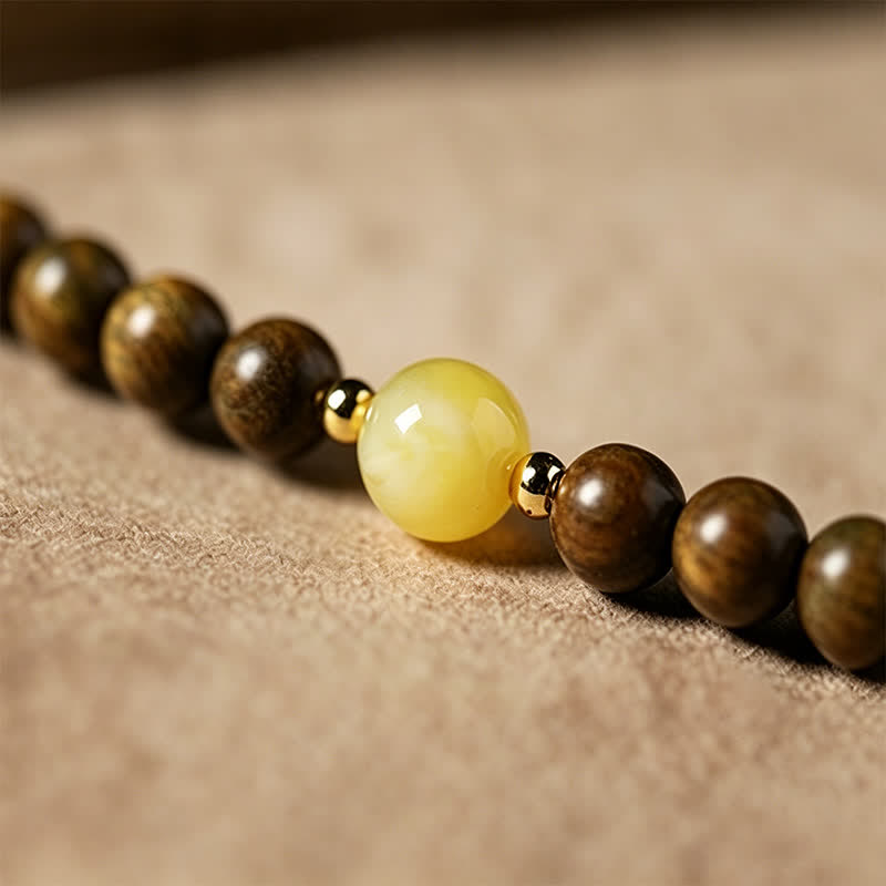 Green Sandalwood Hand-Woven Cat Retro Ethnic Wrist Mala — product view 15