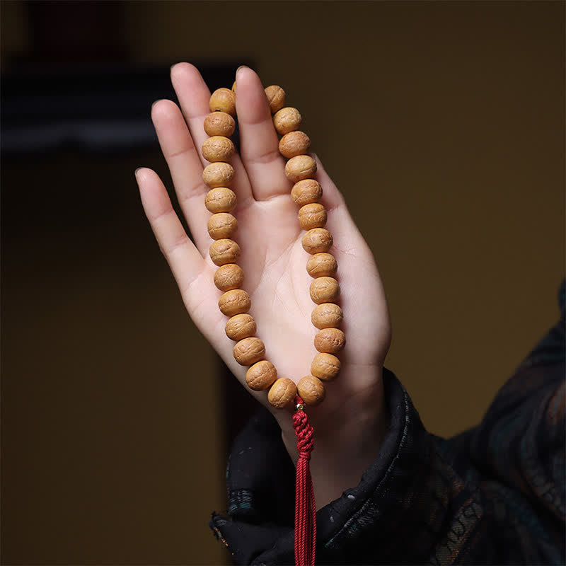 Phoenix Eye Bodhi Tibetan Engraved Wrist Mala — product view 5