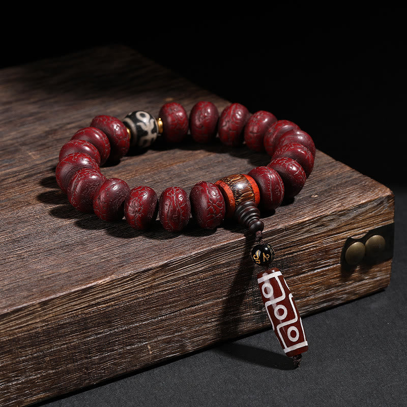 Tibetan Bodhi Seed Dzi Bead Dancing Lion Wrist Mala — product view 4