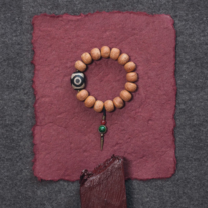 Tibetan Bodhi Seed Dzi Bead Wrist Mala Bracelet — product view 7