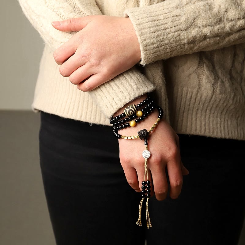 Tibetan Black Onyx Three-Eyed Dzi Beads 108-Bead Mala Bracelet — product view 13